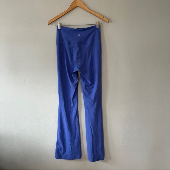 Lululemon Groove Yoga Pants Size 6 in Periwinkle - Picture 4 of 6